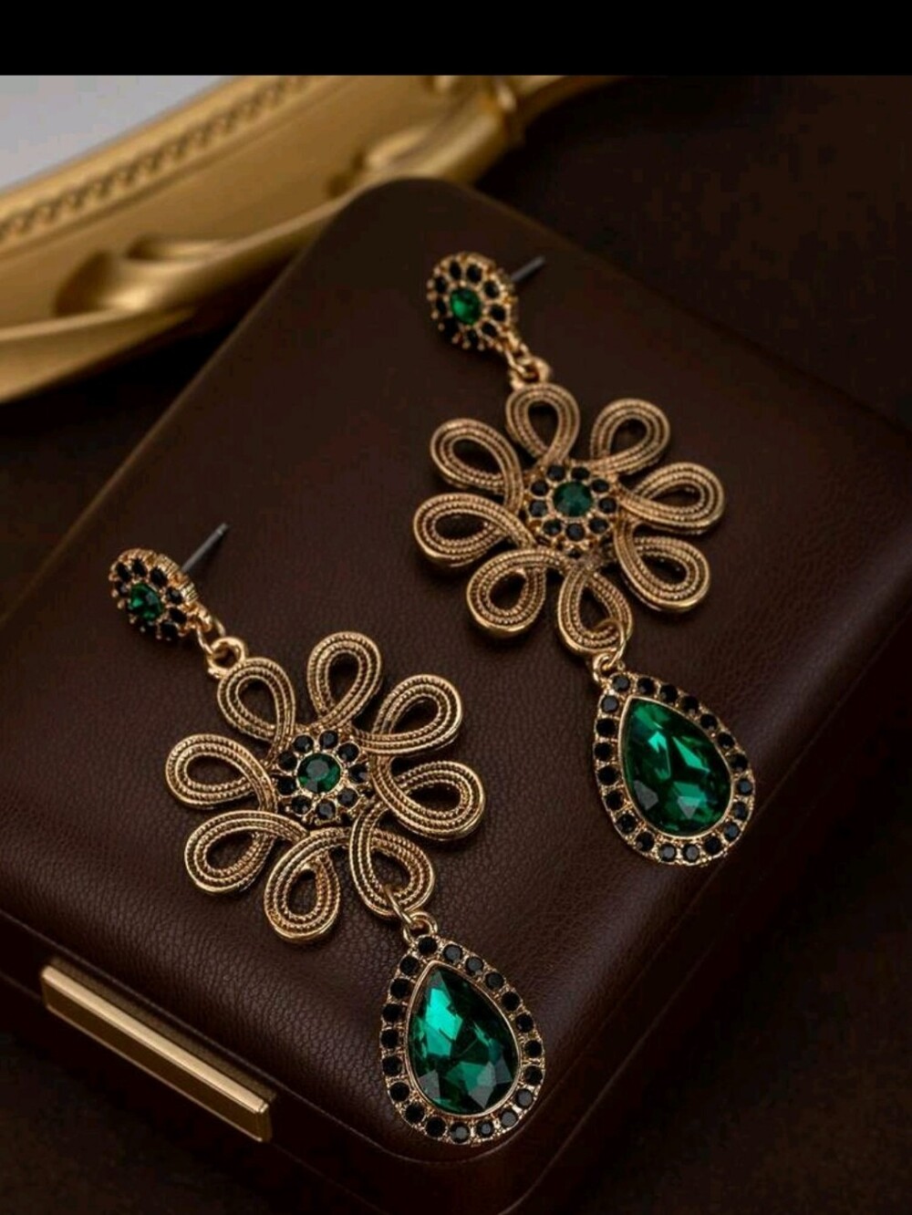 BRAND NEW ** Gold-Tone Floral Drop Earrings with Emerald Green Stones